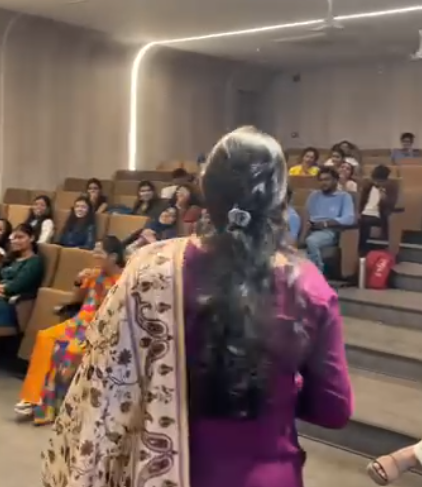Audience & Performers